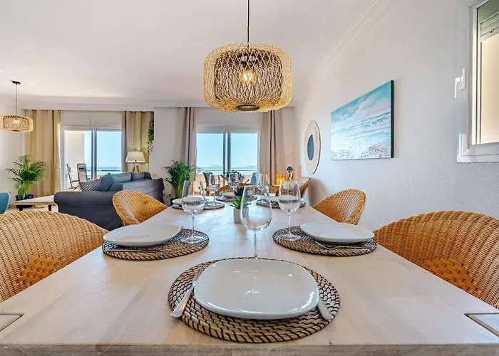 39 Front Row Panoramic Sea View Appartement
