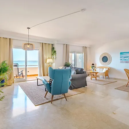 39 Front Row Panoramic Sea View Appartement Estepona