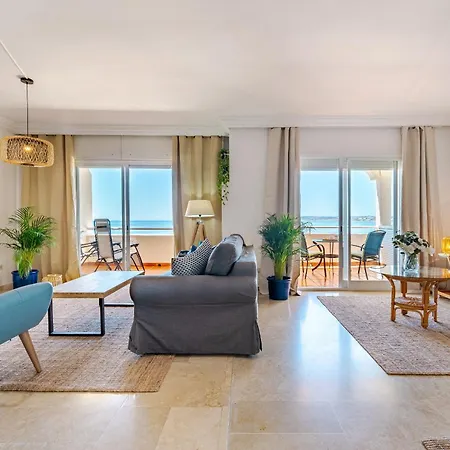 39 Front Row Panoramic Sea View Appartement